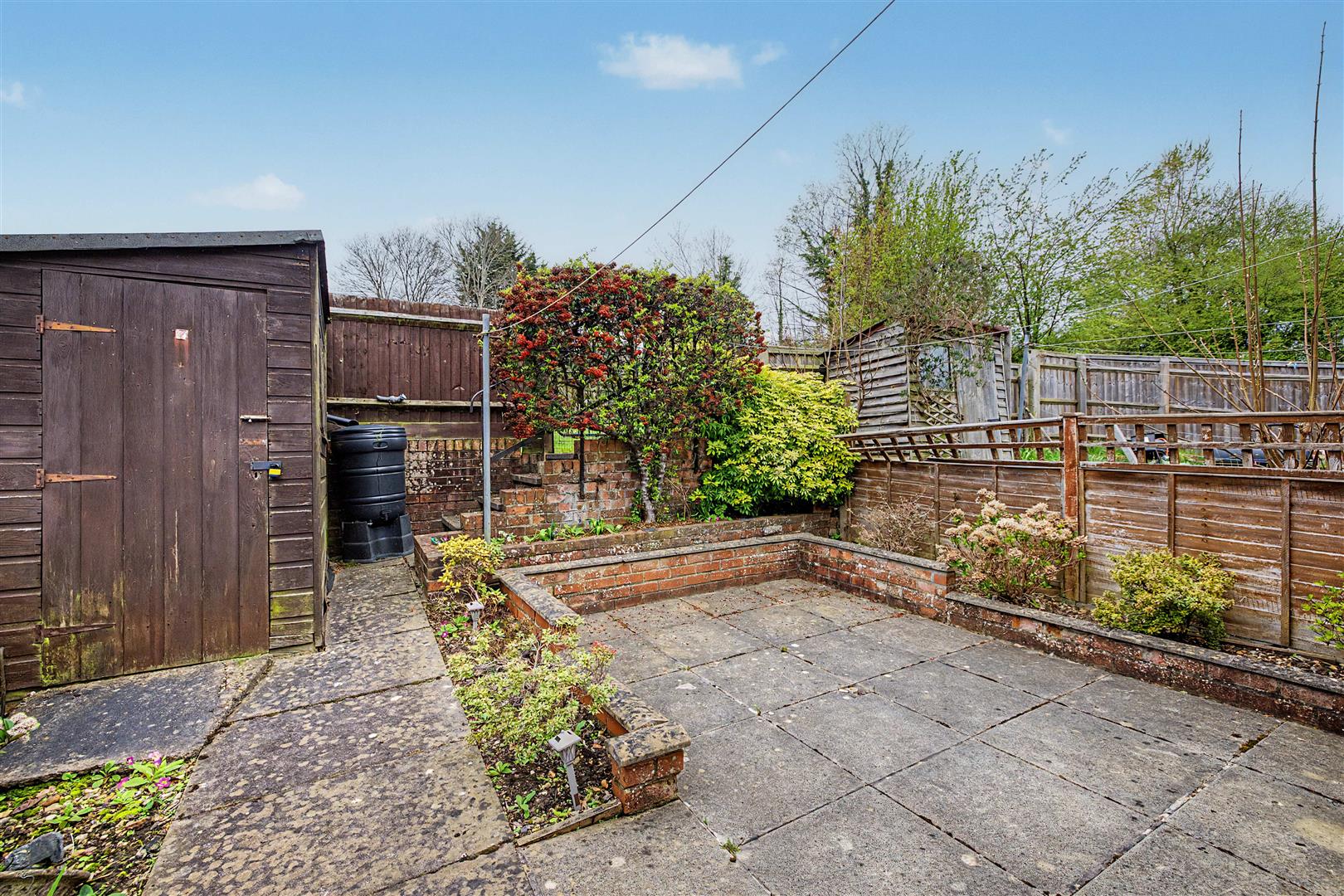 1 bed property in The Close, Henley-On-Thames